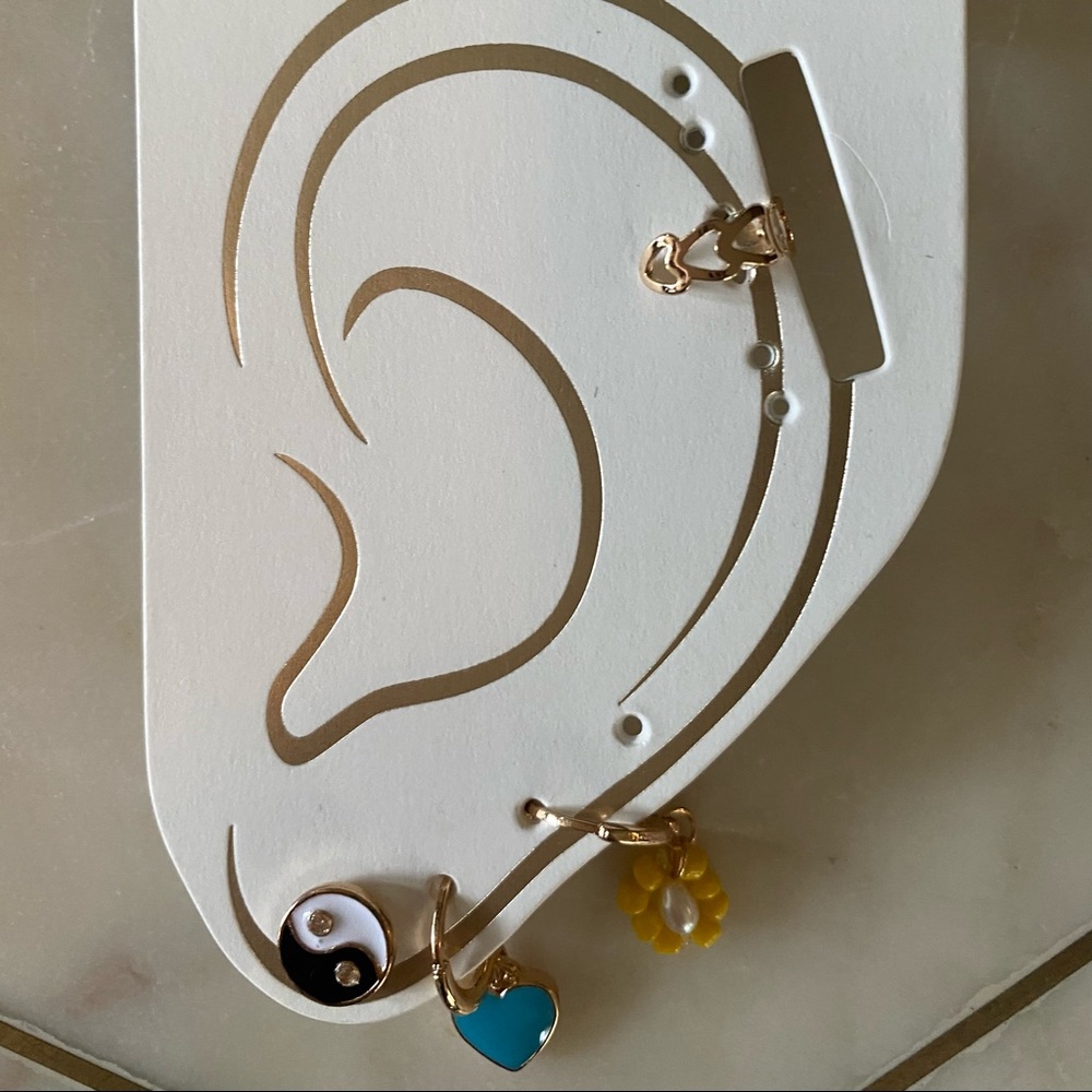 NWT 4 pc EARRINGS Set PEACE LOVE Yin Yang